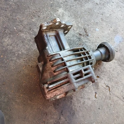 Volvo Xc90 D5 2003-2014 diésel manual caja de transferencia delantera 31256172 Foto 1 de 4