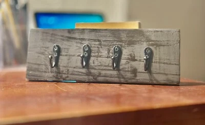 Porta llaves de pared | Organizador de llaves | Porta llaves montado en la pared | Porta llaves rústico Foto 1 de 2