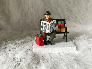 Dept 56 - Rest All Ye Merry Gentleman - Picture 1 of 6