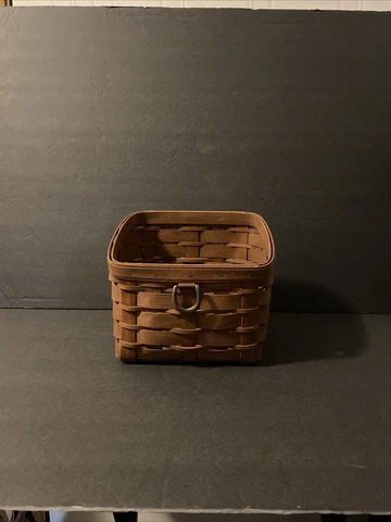 Longaberger Slanted Basket with Front Buckle, Signed, Dated 2008, h 7" x w 8" Cover
