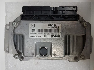 Toyota AYGO 2011 0261S06142 896610H140 ECM - Imagen 1 de 2