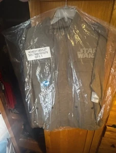 Star Wars Galaxy's Edge Destination Jacket - Picture 1 of 3