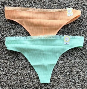 NWT Two Pair Women's XL Flirtitude Thong Panties - Picture 1 of 2