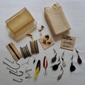 MILITARY INSTRUCTIONS FOR FISHING UNDER SURVIVAL CONDITIONS FISHING LURES RARE - Picture 1 of 12