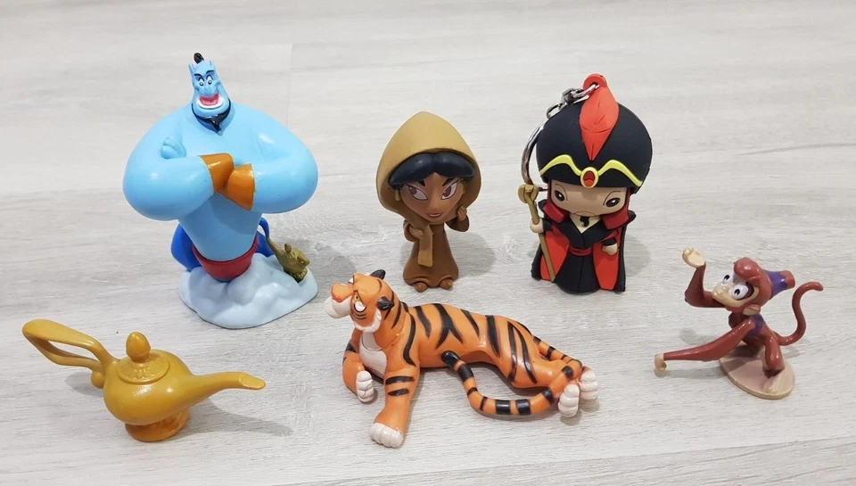 6 x ALADDIN FIGURES BUNDLE genie JAFAR KEYRING disney ABU jasmine RAJAH tiger  - Image 1 of 4