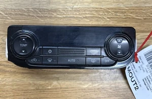 14-16 Mitsubishi Outlander Heater Air Temperature Control Unit 7820A471XA Auto - Picture 1 of 2