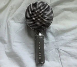 Legendary Cascade Fat Head Gray and Silver Ribbon Microphone with Case & Clip - Picture 1 of 6