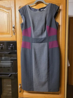 Marks And Spencer Ladies Autumn Winter Dress Size 14 Excellent Condition - Image 1 of 2