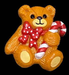 Vintage 1982 Lucy Rigg Bär Reversnadel Enesco Vintage KOSTENLOSER VERSAND - Bild 1 von 7
