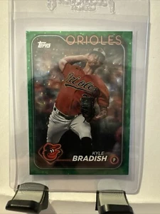 2024 Topps Series 1 #56 Kyle Bradish Green Crackle #91/499 Baltimore Orioles - Picture 1 of 2