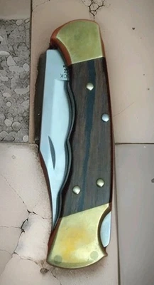 Cuchillo Cazador Plegable Buck01 110 con Mango de Madera y Hoja de Acero Inoxidable Nuevo Foto 1 de 4