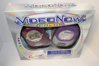 Цветной персональный видеоплеер VideoNow 2004 Hasbro Tiger Electronics КОМПЛЕКТ ЗАПЕЧАТАННЫЙ - Изображение 1 из 4
