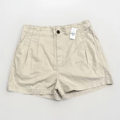Shorts feminino UpWest plissado médio chino cânhamo cáqui stretch - Imagem 1 de 4