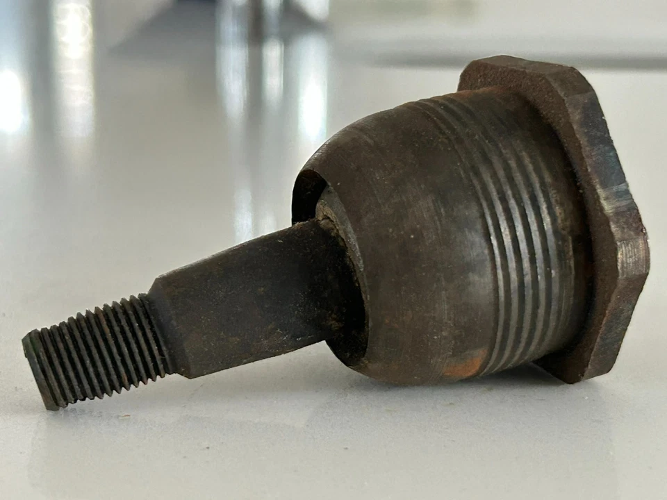 Nuevo de Lote Antiguo Junta de Rótula Inferior 1961 1962 Buick Invicta Wildcat Electra Riviera 5675807 Foto 1 de 4