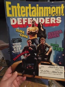 Entertainment Weekly (EW) January 2017 The Defenders Marvel Daredevil Iron Fist - Picture 1 of 2