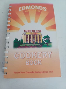 Edmonds Sure to Rise Cookery Book great everyday recipes and tips to cook well - Picture 1 of 9