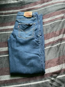 Levis 514 Jeans Boys Straight Stretch Med Wash Denim size 16 reg 28x30 - Picture 1 of 1