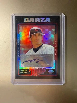 2005 Topps Chrome Updates & Highlights Matt Garza Refractor Auto RC #84/200 - Image 1 of 2