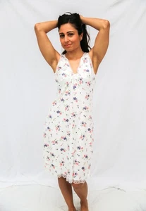 Womens Sizes 12-22 Bright Floral Print Sleeveless Petticoat Cotton Nightie - 007 - Picture 1 of 4