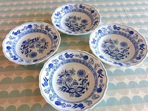 4 Blue Onion Hutschenreuther Soup Bowls / Plates - Picture 1 of 7