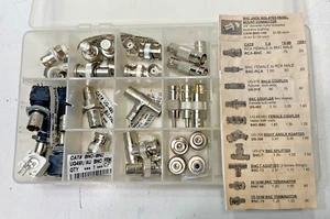 SURTIDO DE TREINTA Y UN (31) CONECTORES JACK BNC, NUEVOS - Imagen 1 de 5