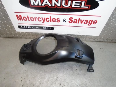 2017 Triumph Trophy 1215 SE PAINEL DE ACABAMENTO DE TANQUE DE GASOLINA FABRICANTE DE EQUIPAMENTO ORIGINAL - Imagem 1 de 4