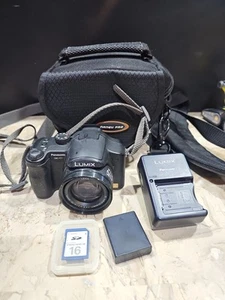 Panasonic LUMIX DMC-FZ7 Camera 6.0 MP 12x Zoom W/16GB Memory Charger Case Works - Picture 1 of 11