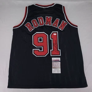 (S15) Dennis Rodman HOF Hand Signed Chicago Bulls Jersey JSA COA NBA Basketball - Picture 1 of 3