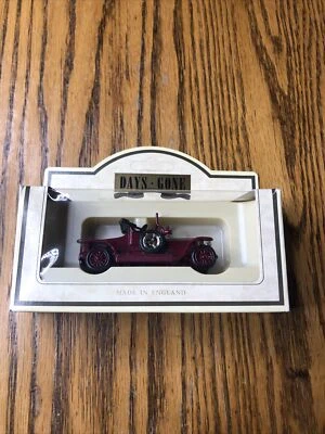 LLEDO DIECAST MODEL CAR RED VINTAGE ROLLS ROYCE SILVER GHOST COUPE 45001 - Image 1 of 4