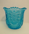 Vase vintage en verre pressé bleu