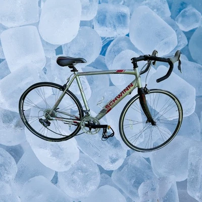 Schwinn Men's Road Aluminum Phocus 1600 Lightweight Bicycle - Image 1 of 4