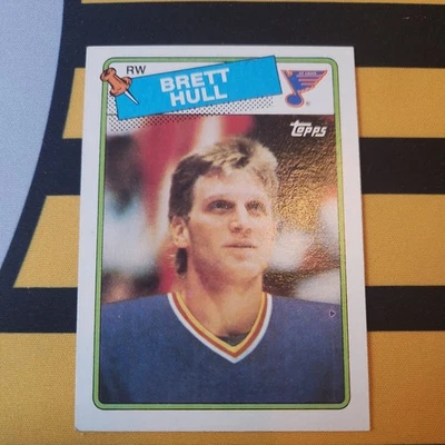 1988 O-PEE-CHEE #66 BRETT HULL RC ROOKIE - Image 1 of 4