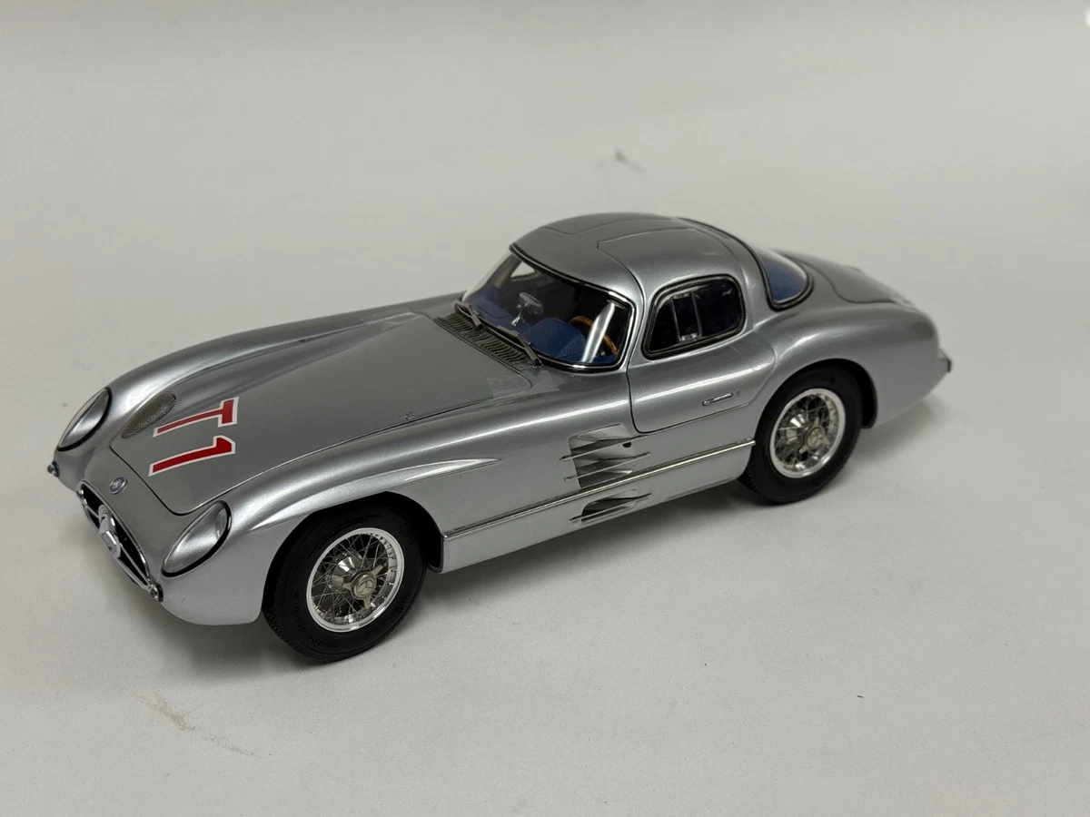 ミニカー CMC Mercedes-Benz 300 SLR (W196S) 1:18 ミニカー/完成品