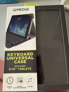 Medge keyboard universal case Fits Most 9-10" Tablets new in open box - Picture 1 of 2
