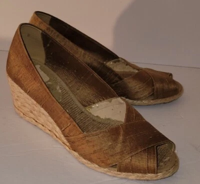 RALPH LAUREN Caqui Camel Tostado Seda Shantung Peeptoe Alpargata Tacones de Cuña 8 Foto 1 de 4