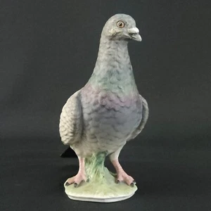 Vintage 1970 W. Goebel Carrier Pigeon Porcelain Figurine CV119 TMK-4 Bee Mark - Picture 1 of 6