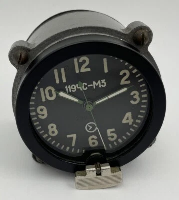 119 ChS-M3 USSR Soviet Military Tank Clock #30028 - Image 1 of 4