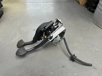 BMW 1 3 series E90 E91 E92 Manual Gearbox Conversion Pedal box & Master Cylinder - Image 1 of 4