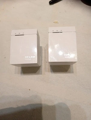 TP-Link AV500 Powerline Adapter AC Pass-Through, Doppelpack - Bild 1 von 2