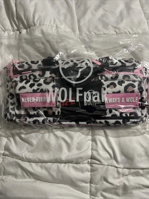 40L Ultimate Duffle Bag (Leopard Pink Zip) Wolfpak Official Bag of UFC NWT - Image 1 of 4