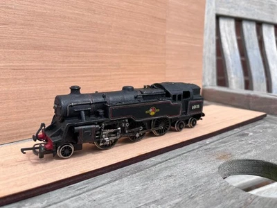 Wrenn British Railways Std Class 4 tank loco OO 00 BR Black 2 rail Hornby Dublo - Image 1 of 4