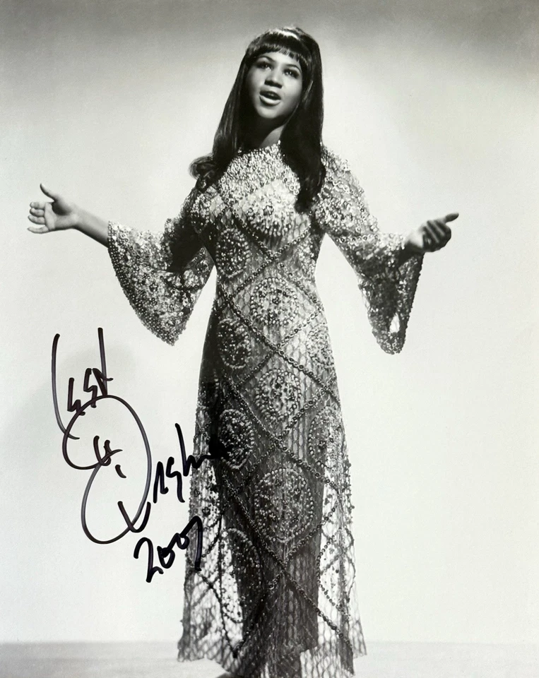 阿雷莎·弗兰克林签名 8 X 10 年轻美丽的灵魂女王尊重戈斯佩尔 — 第 1/1 张图片