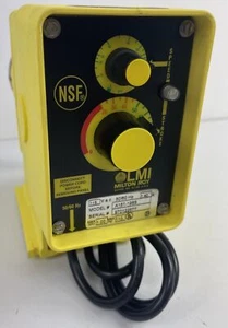 POMPA DOSATRICE ELETTROMAGNETICA LMI MILTON ROY AA151-85HV - Foto 1 di 10