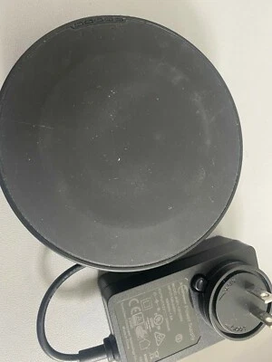 Nomad Wireless Charging Hub 4 Outputs Wireless for iPhone #2 - Image 1 of 2