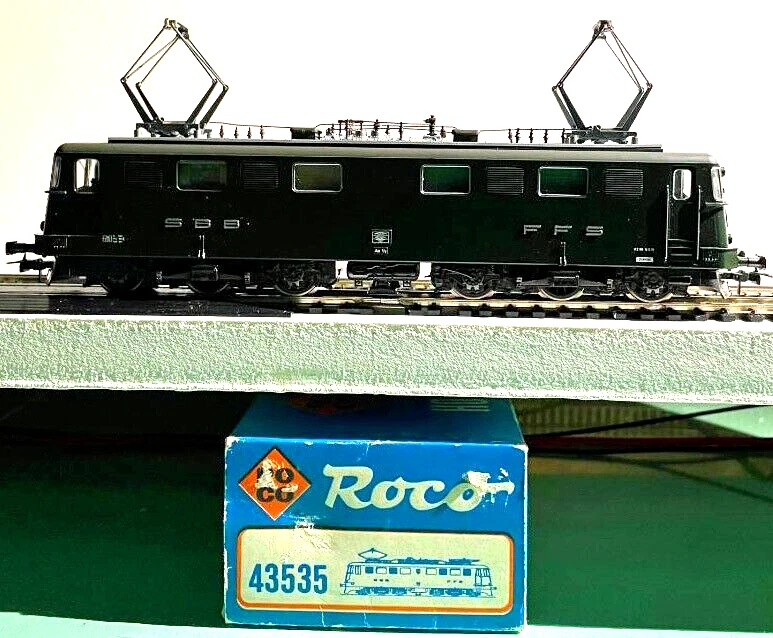 HO ROCO 43535 SBB FFS SWISS AE 6/6 ELECTRIC LOCOMOTIVE - Image 1 of 1