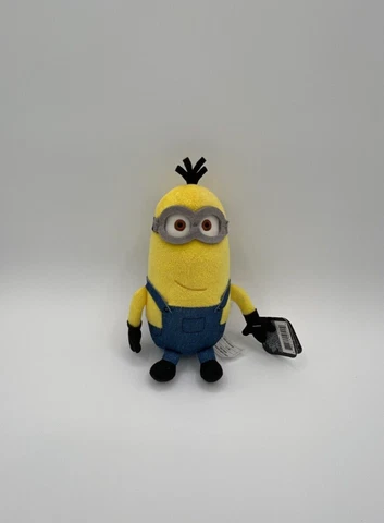 Illumination's Minions: The Rise of Gru Small Tactile Plush Kevin Squeeze Me! 9" Cover