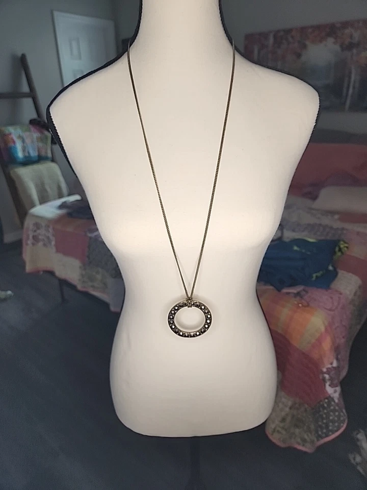 Collar Bisutería Largo Metal Círculo Eslabón Estación Cadena Claire's Y2K Foto 1 de 4