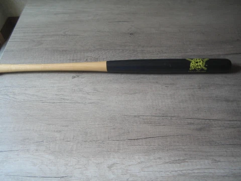 Vintage Pittsburgh Pirates 22" Mini Souvenir Black Baseball Bat 1998 Cover