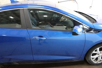 Puerta delantera derecha pasajero compatible con 16-19 voltios 3063929 Foto 1 de 4