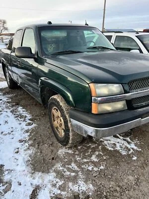 Used Fuel Injection Air Flow Meter fits: 2004 Chevrolet Silverado 1500 pickup  G - Image 1 of 4